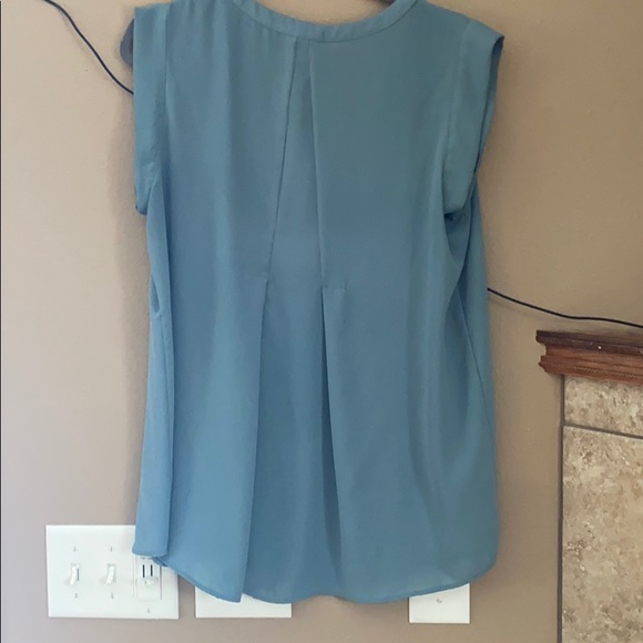 Blouse - Picture 2 of 2